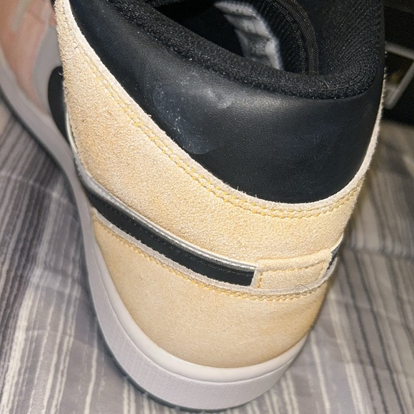 Jordan 1 Mid SE Flight Club Size 11 (Used) - Picture 13 of 14